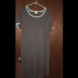 Medium Lularoe Carly NWOT